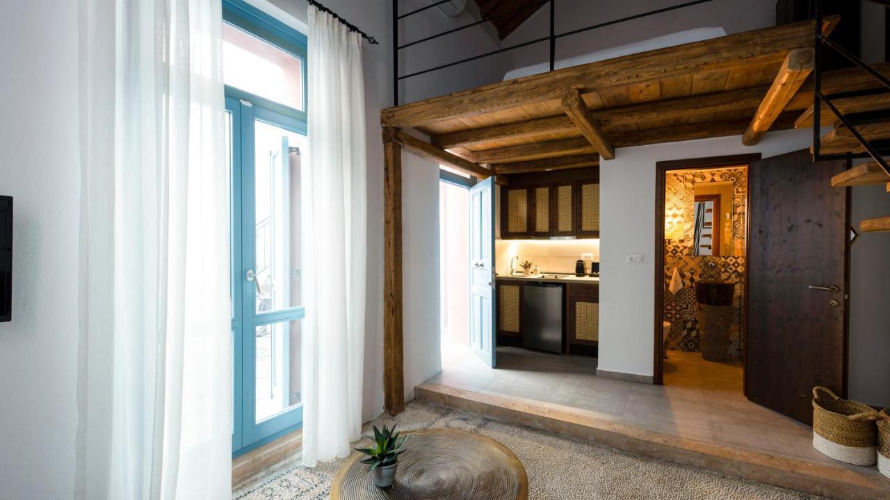 Rhodes City Blue Jasmine Suites מראה חיצוני תמונה